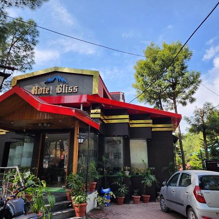 Hotel Bliss Касаули Екстериор снимка