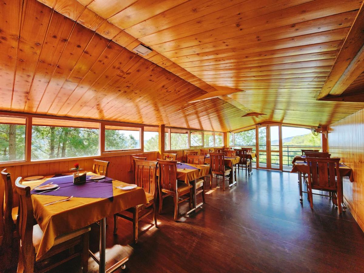 Hotel Bliss Касаули Екстериор снимка