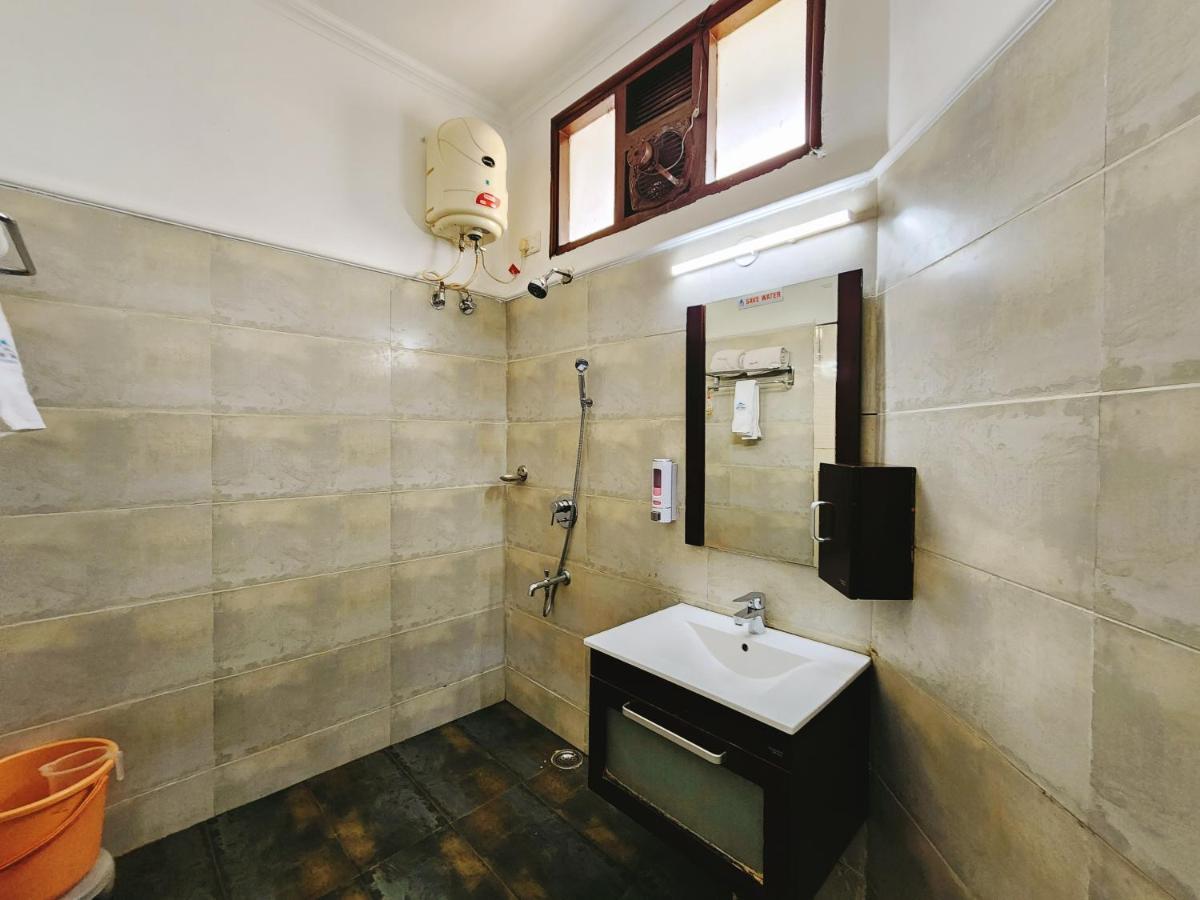 Hotel Bliss Касаули Екстериор снимка