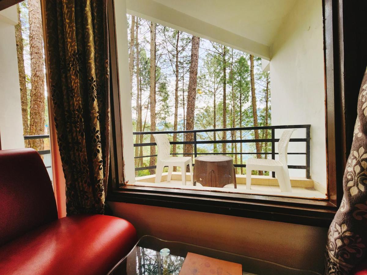 Hotel Bliss Касаули Екстериор снимка