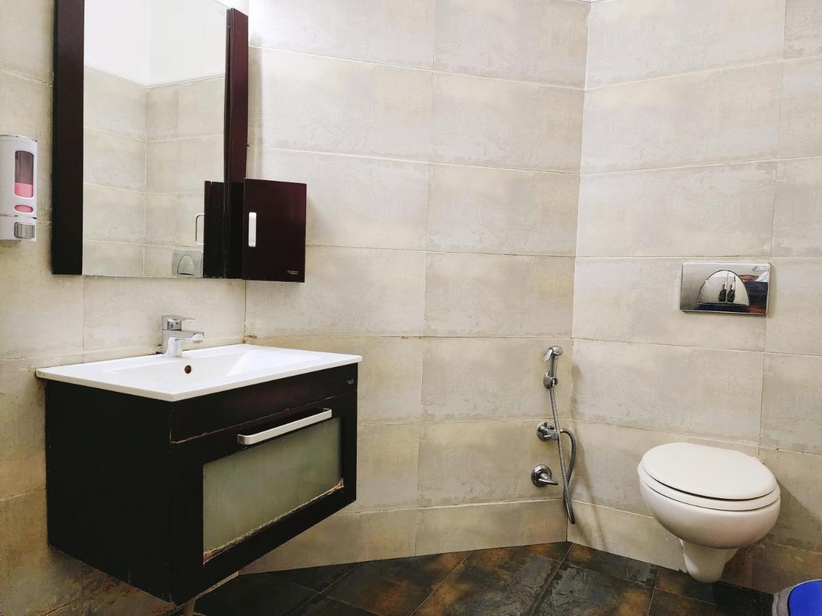 Hotel Bliss Касаули Екстериор снимка